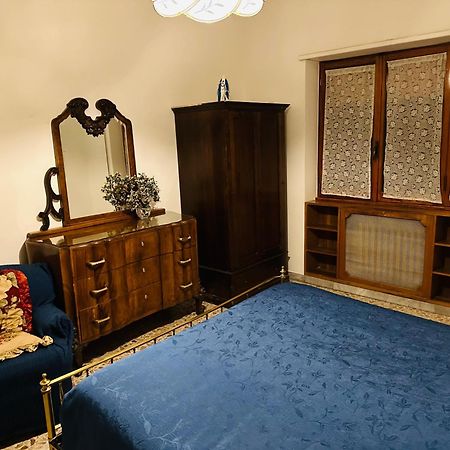 Roma Manuela'S Cozy Guest House Trastevere Bagian luar foto
