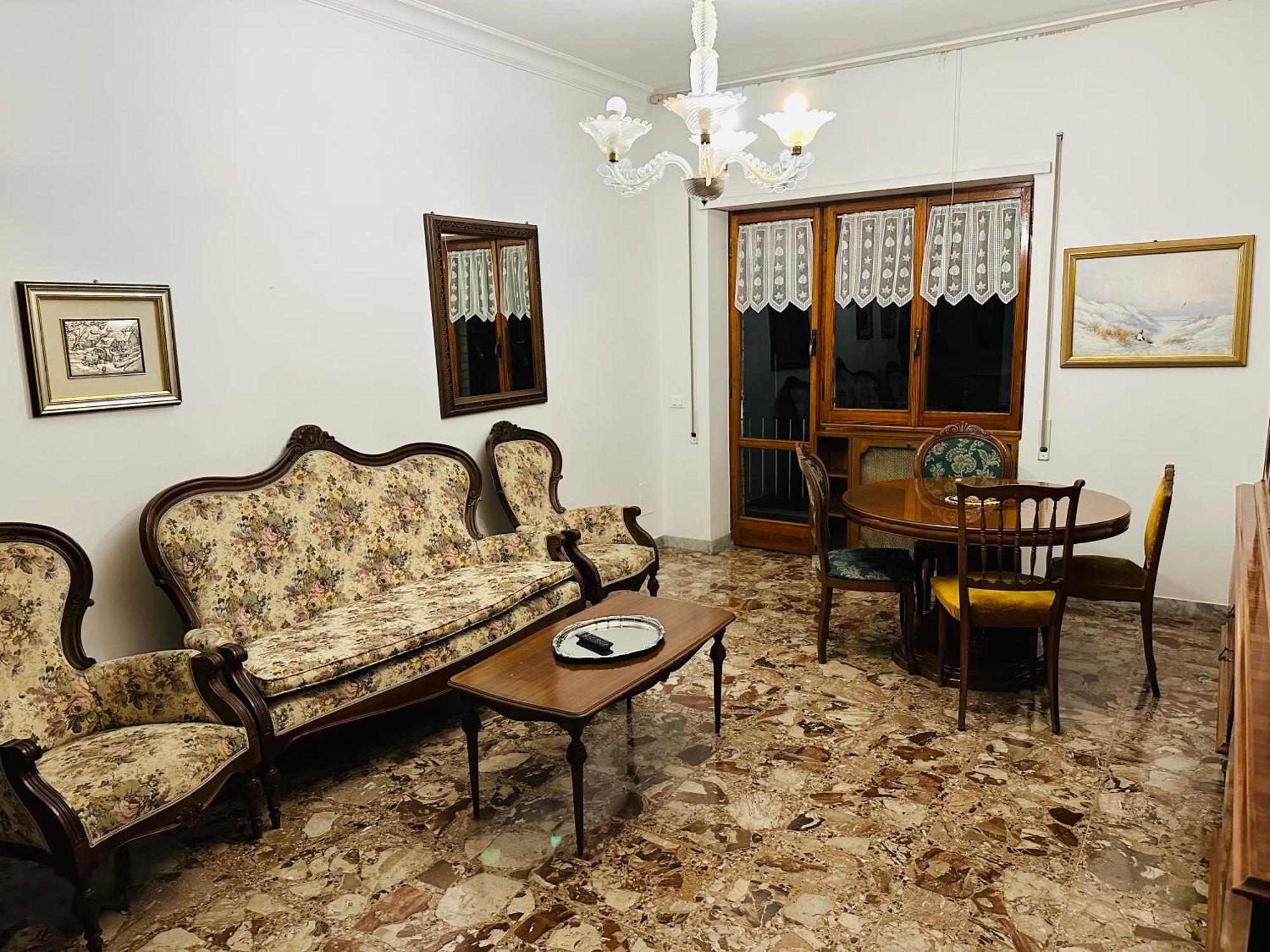 Roma Manuela'S Cozy Guest House Trastevere Bagian luar foto